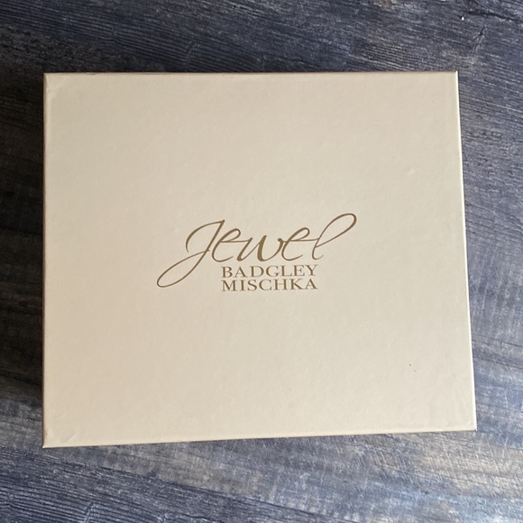 Silver Jewel Badgley Mischka heels - Picture 6 of 7